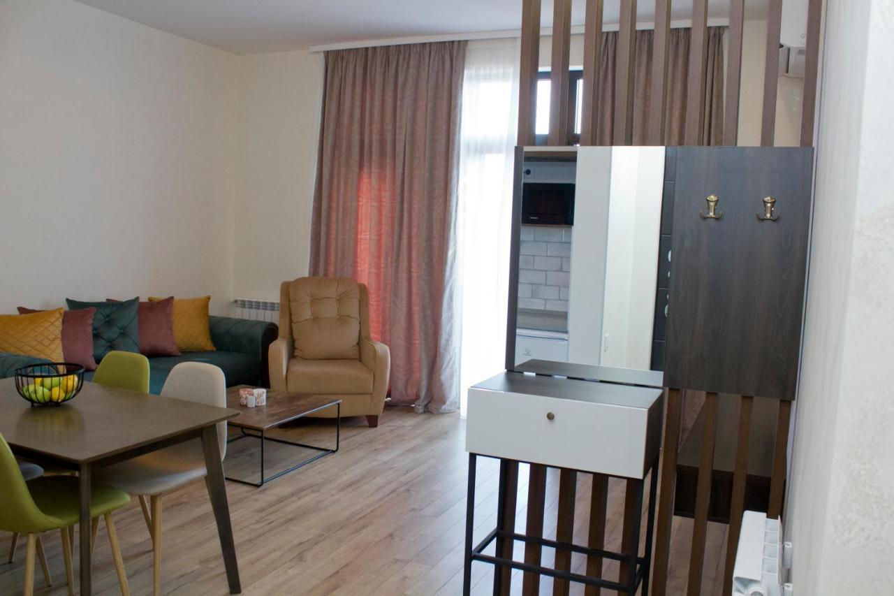 Aura Sameba, Luxury Apartment Tbilissi Extérieur photo