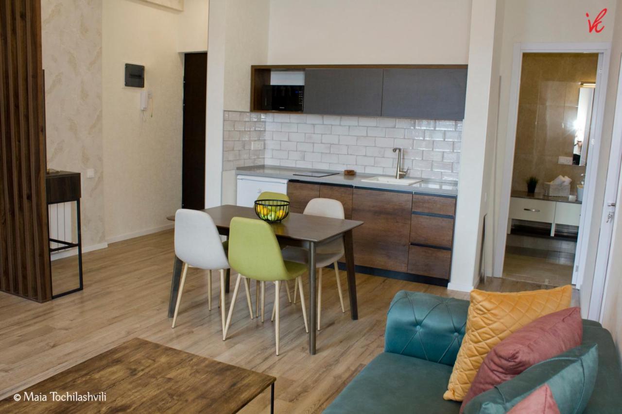 Aura Sameba, Luxury Apartment Tbilissi Extérieur photo