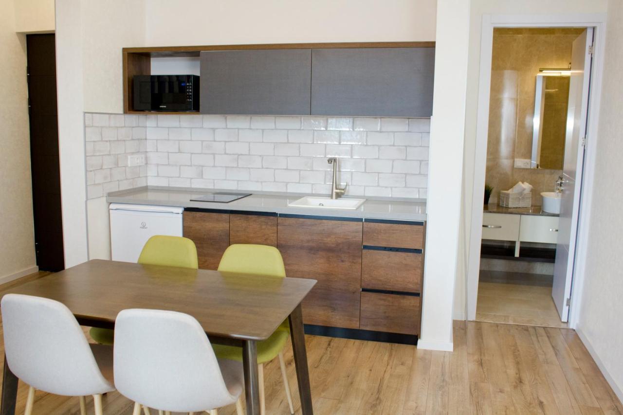 Aura Sameba, Luxury Apartment Tbilissi Extérieur photo