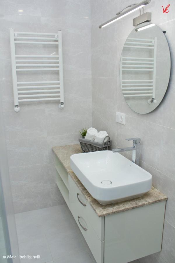 Aura Sameba, Luxury Apartment Tbilissi Extérieur photo